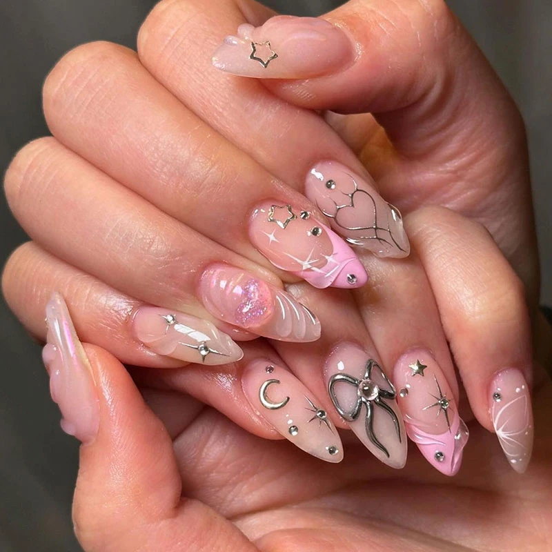 3D Bows and Heart Valentine's Day Nails
