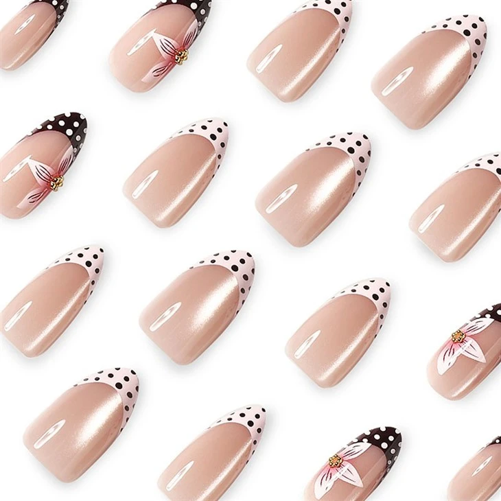 Cat Eye Nude Pink Polka Dot Floral Press On Nails factory