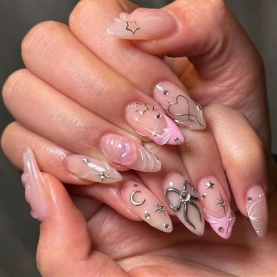 3D Bows and Heart Valentine's Day Nails